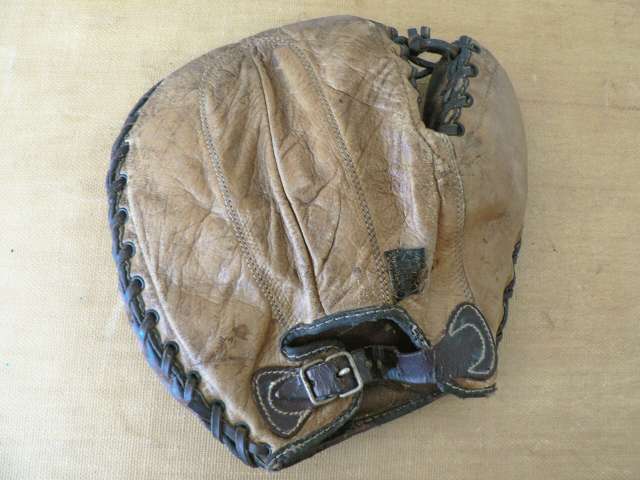 Reach Basemitt 2 Back Mike